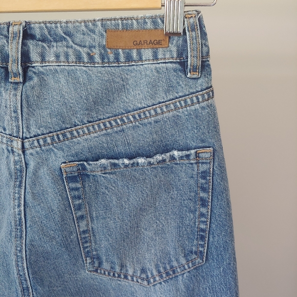 Garage Two-Tone High Rise Mom Jeans Size 1 - Picture 11 of 16